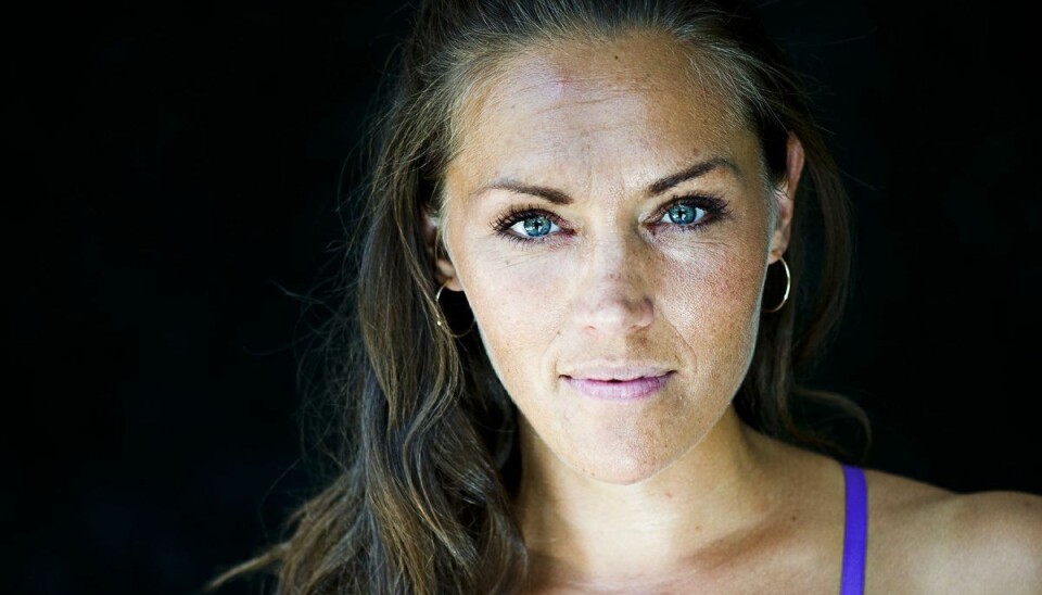 Kost- og sundhedsformidler Anne Bech skrev flere bøger om kost og sundhed. I 2019 blev hun ramt af kræft i binyrerne. I februar 2021 døde hun 42 år gammel, hun efterlod sig to børn. (Arkivfoto). Kost- og sundhedsformidler Anne Bech skrev flere bøger om kost og sundhed. I 2019 blev hun ramt af kræft i binyrerne. I februar 2021 døde hun 42 år gammel, hun efterlod sig to børn. (Arkivfoto).