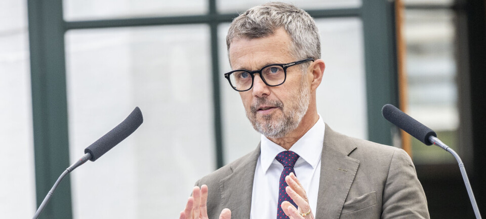 Frederik taler ud om mors tilstand