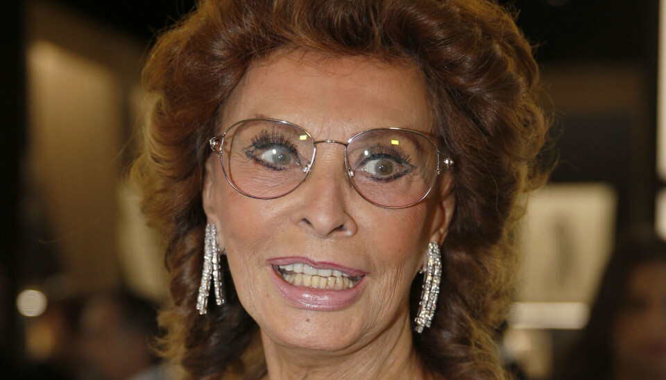 Sophia Loren fotograferet ved et Giorgio Armani modeshow i 2015.