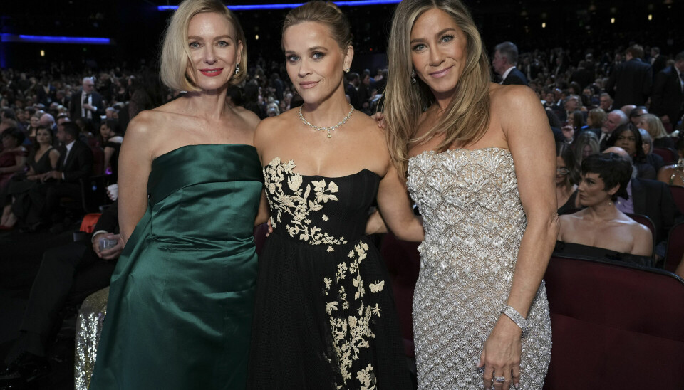 Naomi Watts, Reese Witherspoon og Jennifer Aniston ved den 76. Emmy Awards søndag den 15. september 2024 i Peacock Theatre i Los Angeles.