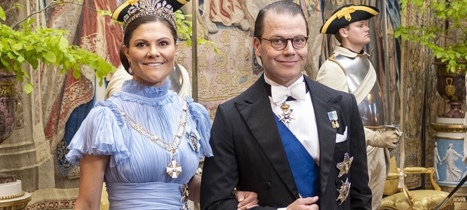 Millionerne regner ned over dem