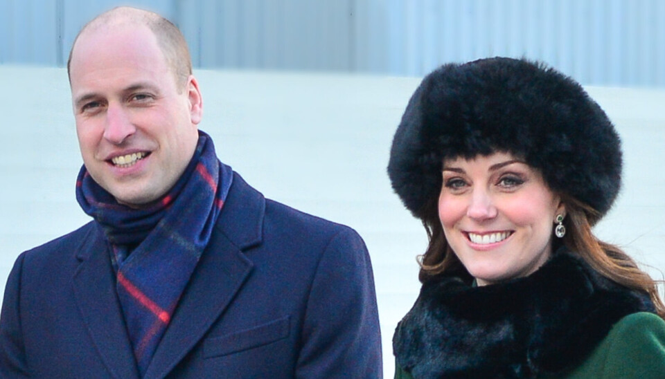Prinsesse Kates og prins William tager imod gæster.