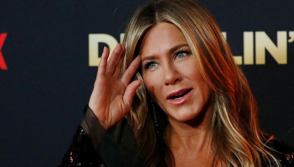 Det bliver uden Jennifer Aniston, når der søndag skal uddeles EMMY Awards i Los Angeles.