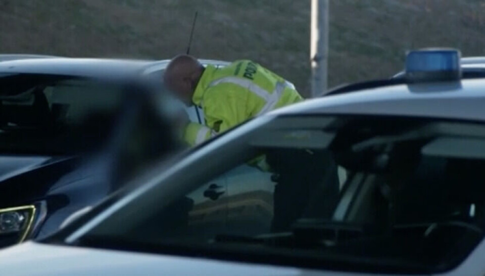Flemming er tæt på at blive kørt ned, da han og en kollega køre ud til et uheld på Køge Bugt motorvej.