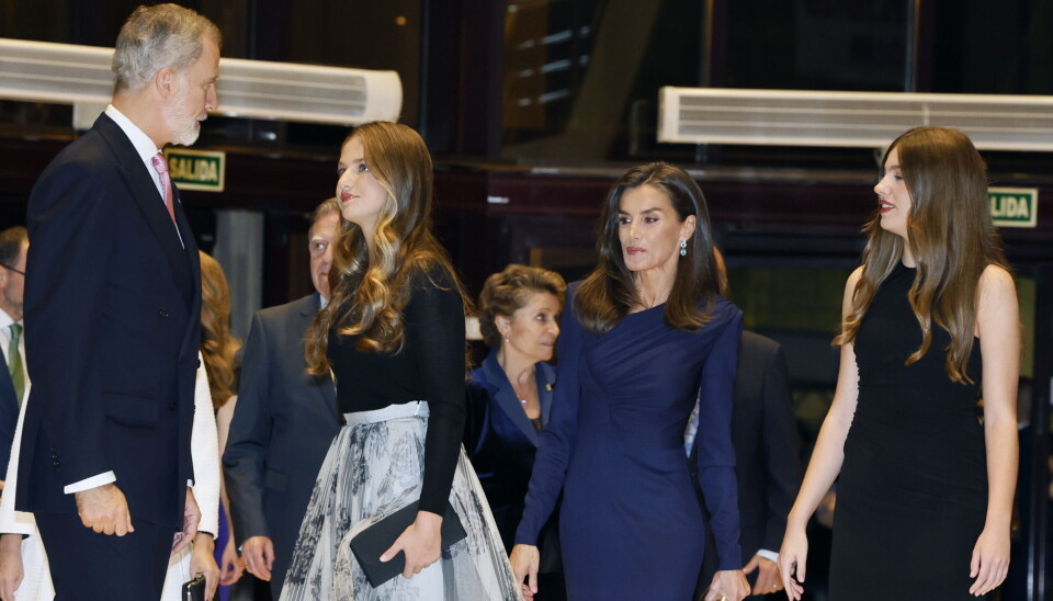 Den kongelige familie. Fra venstre er det kong Felipe, kronprinsesse Leonor, dronning Letizia og prinsesse Sofia.