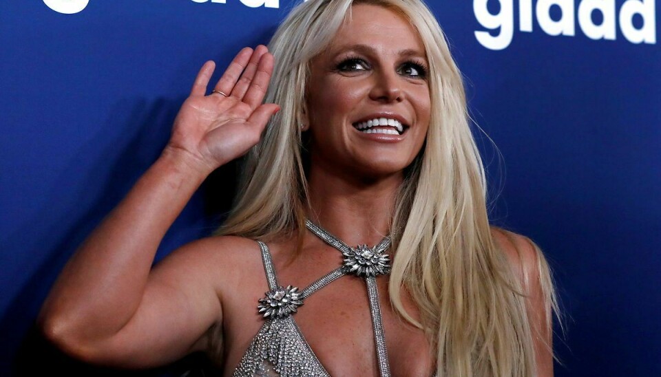 Britney Spears har valgt at tage en pause fra sociale medier, bekræfter hun på Twitter.