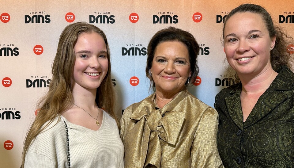 Anne-Mette Rasmussen med barnebarnet Martha Fogh Duelund (TV) og datteren af Maria Fogh Duelund