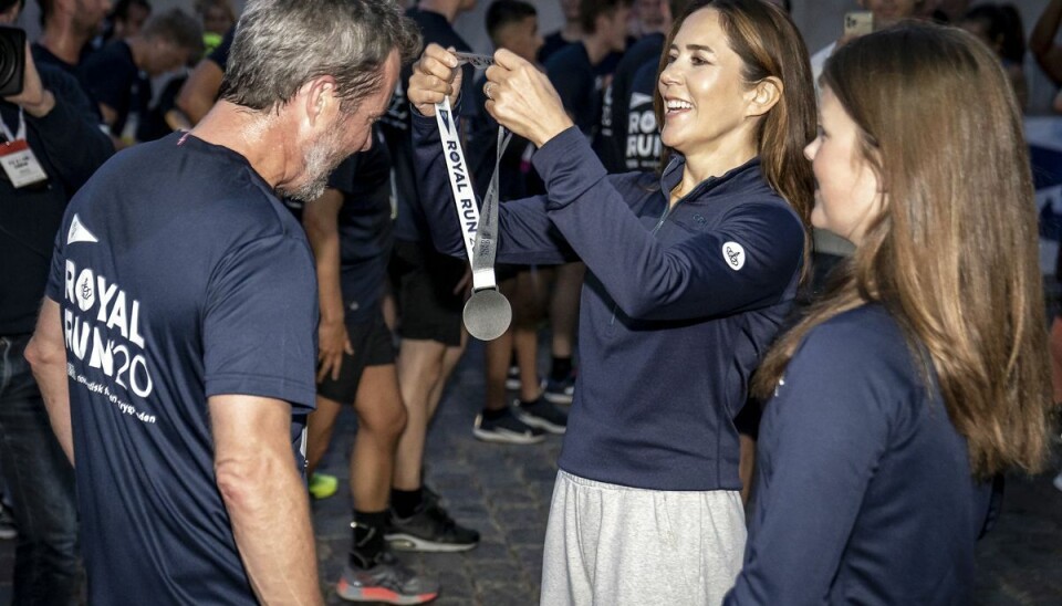 Næsten hele kronprinsparrets familie løb med i Royal Run. Men familiens hund Grace måtte blive hjemme.