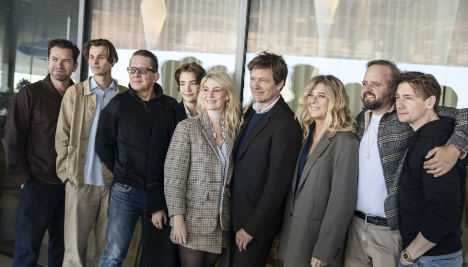 Holdet i 'Familier som vores': Nikolaj Lie Kaas, Albert Rudbeck Lindhardt, Thomas Bo Larsen, Amaryllis August, Helene Reingaard Neumann, Thomas Vinterberg, Paprika Steen, Magnus Millang og Esben Smed.