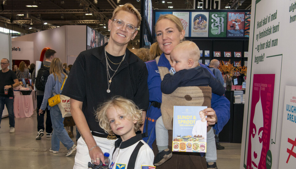 Michelle Kristensen med hustruen Pernille Wass og deres børn Laurits, syv og etårige Viggo er klar til at flytte i hus.