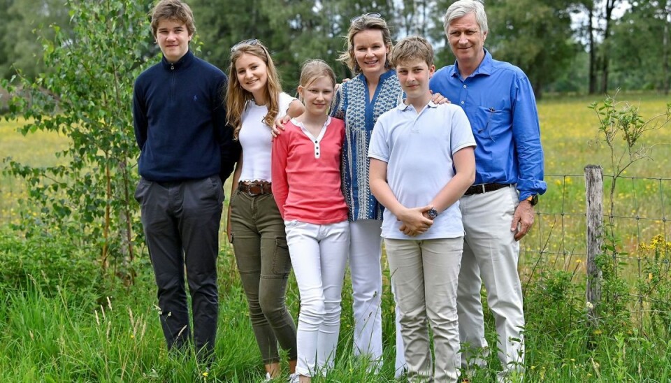 Den Belgiske kongefamilie. Fra venstre er det prins Gabriel, kronprinsesse Elisabeth, prinsesse Elonore, dronning Mathilde, prins Emmanuel og kong Philippe.