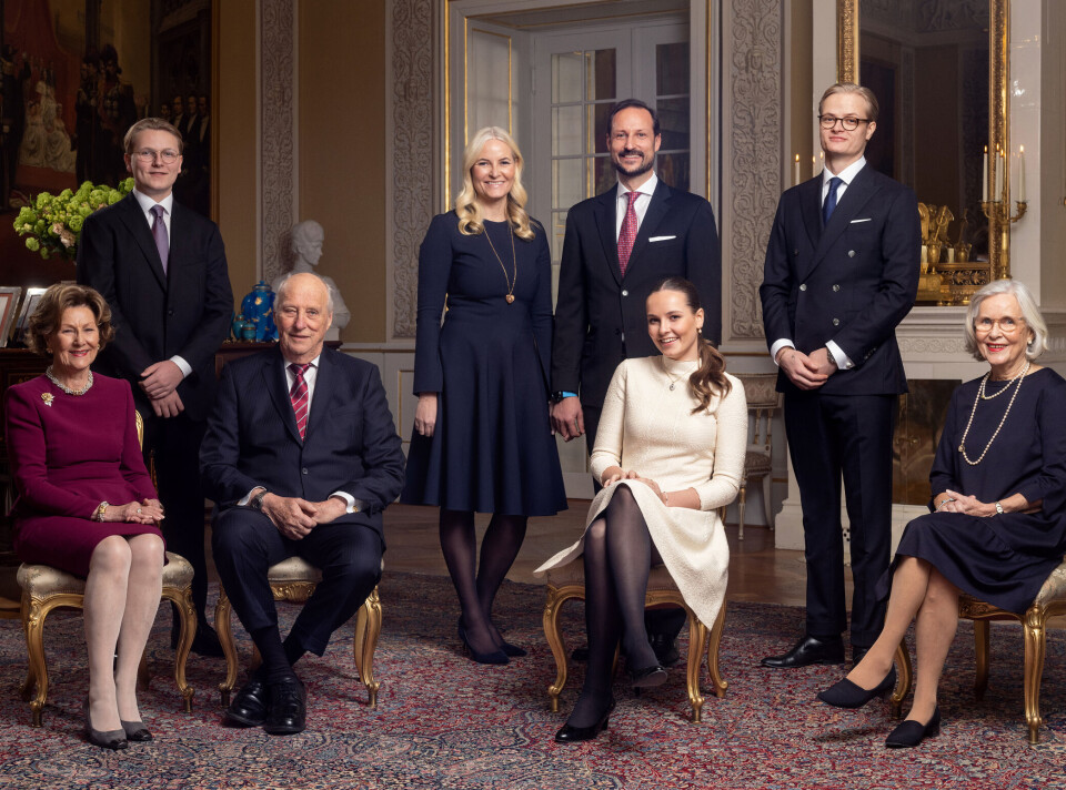 Den unge prins har sin kæreste med på ferien