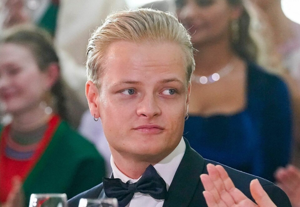 Marius Borg Høiby kommer med sikkerhed til at overnatte i arresten fra tirsdag til onsdag, oplyserr norsk politi.