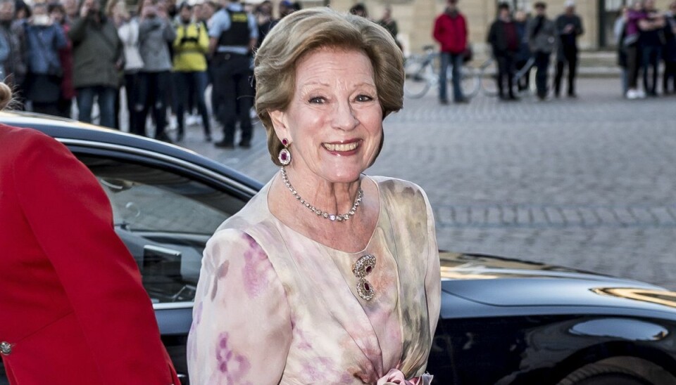 Eksdronning Anne-Marie fylder 75 år den 30. august. Hun blev født som datter af dronning Ingrid og kong Frederik IX 1946. Siden blev hun gift med den siddende græske konge, Konstantin, i 1964. Tre år senere måtte kongeparret forlade Grækenland efter et militærkup, hvilket betød, at de bosatte sig i England. For otte år siden flyttede eksdronning Anne-Marie og ekskong Konstantin tilbage til Grækenland. (Arkivfoto)