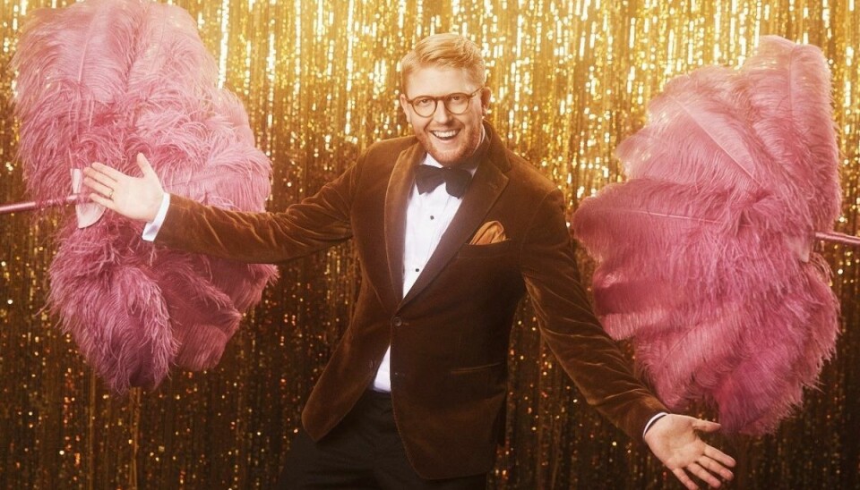 Nikolaj Stokholm er vært på årets Zulu Comedy Galla. Han kan også gå hjem som aftenens store sejrherre, hvis han vinder titlen og trofæet som Årets Komiker, som han er nomineret til. Nikolaj Stokholm er vært på årets Zulu Comedy Galla. Han kan også gå hjem som aftenens store sejrherre, hvis han vinder titlen og trofæet som Årets Komiker, som han er nomineret til.
