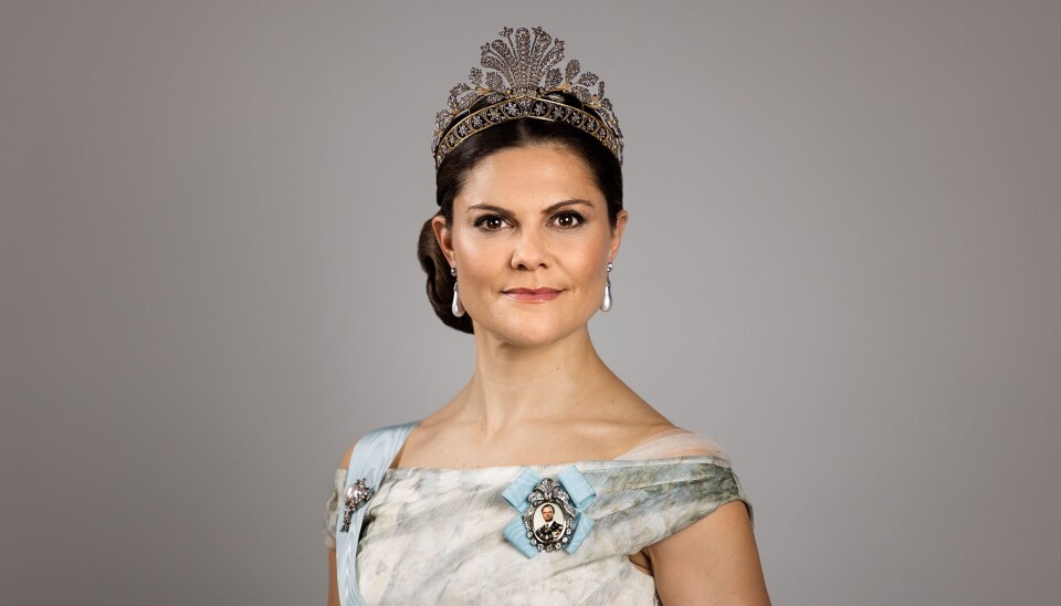 Kronprinsesse Victoria udsat for mistænkelig person i haven til sin residens.