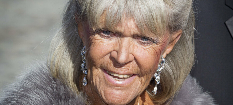 Kongen mindes farverig og golfglad storesøster