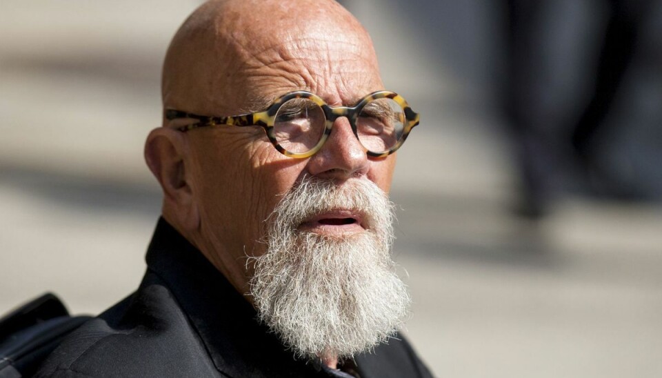 Chuck Close døde ifølge sin advokat torsdag på sygehuset.