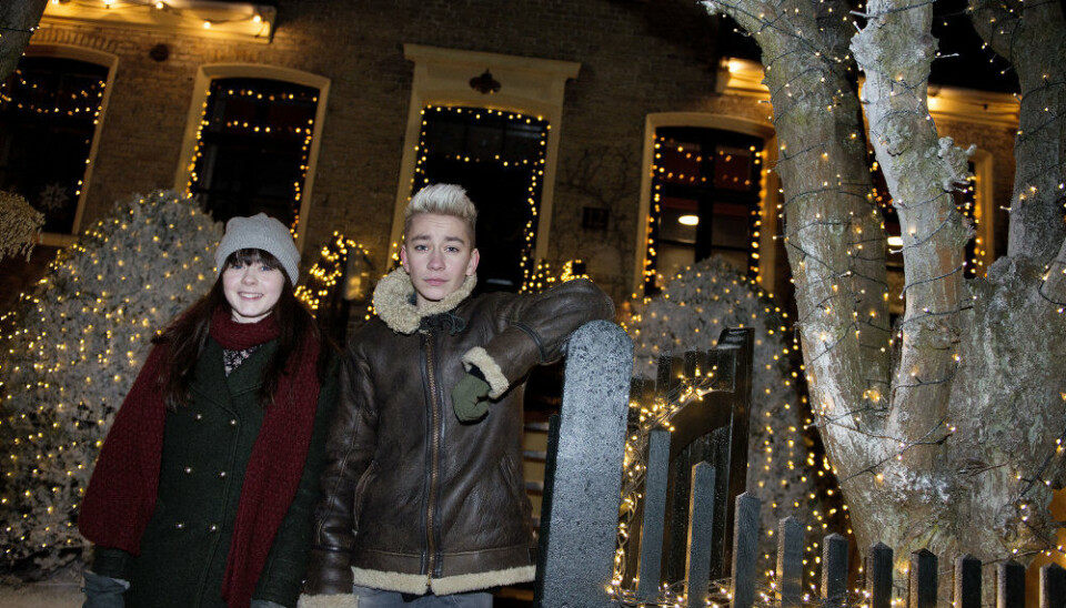 Mere end en million seere fulgte i gennemsnit med, da Dixie og Sofie, spillet af Hannibal Harbo og Bebiane Ivalo Kreutzmann, tog afsted på tidsrejser til både det pangfarvede Dragør anno 1984 og til den noget mere dystre fremtid i 2044 i DR's julekalender 'Tidsrejsen' fra 2014.