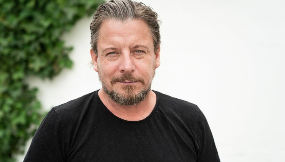 Anders W. Berthelsen springer ud som filminstruktør på egen hånd. Han fik sit store gennembrud i DR tv-serien 'Taxa' i 1997. I serien spillede han taxachaufføren René. (arkivfoto) Anders W. Berthelsen springer ud som filminstruktør på egen hånd. Han fik sit store gennembrud i DR tv-serien 'Taxa' i 1997. I serien spillede han taxachaufføren René. (arkivfoto)