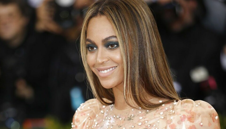 Beyoncé er den blot fjerde kvinde, der har fået lov til at bære den 190 millioner kroner kostbare Tiffany' diamant.