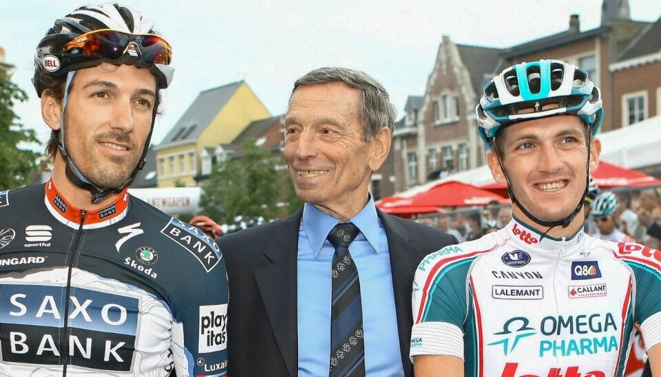 Rik Van Looy ses her i 2010 stå imellem to andre af cykelsportesn store navne, Schweiziske Fabian Cancellara til venstre og belgiske Jurgen Van Den Broeck.