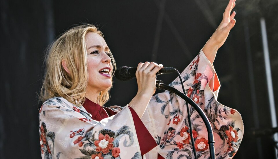 Den svenske sangerinde Lisa Ekdahl har gennem årene optrådt flittigt i Danmark. Her fanget ved en koncert i 2017 i Kongens Have i København. Den svenske sangerinde Lisa Ekdahl har gennem årene optrådt flittigt i Danmark. Her fanget ved en koncert i 2017 i Kongens Have i København.