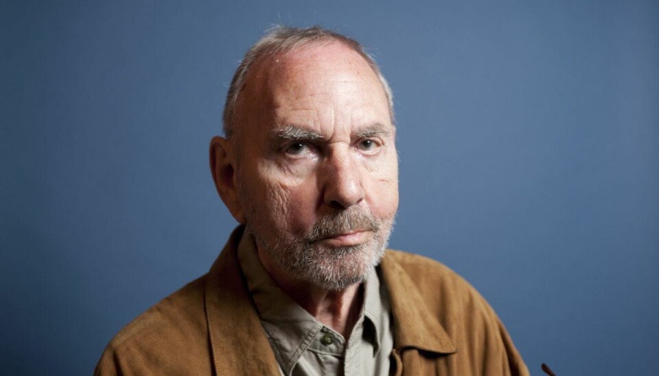 Jørn Riel har rejst i verdens brændpunkter som Field Officer for FN, mens han sideløbende har skrevet sine historier. Fredag den 23. juli fylder forfatteren med de mange skrøner 90 år. (Arkivfoto). Jørn Riel har rejst i verdens brændpunkter som Field Officer for FN, mens han sideløbende har skrevet sine historier. Fredag den 23. juli fylder forfatteren med de mange skrøner 90 år. (Arkivfoto).