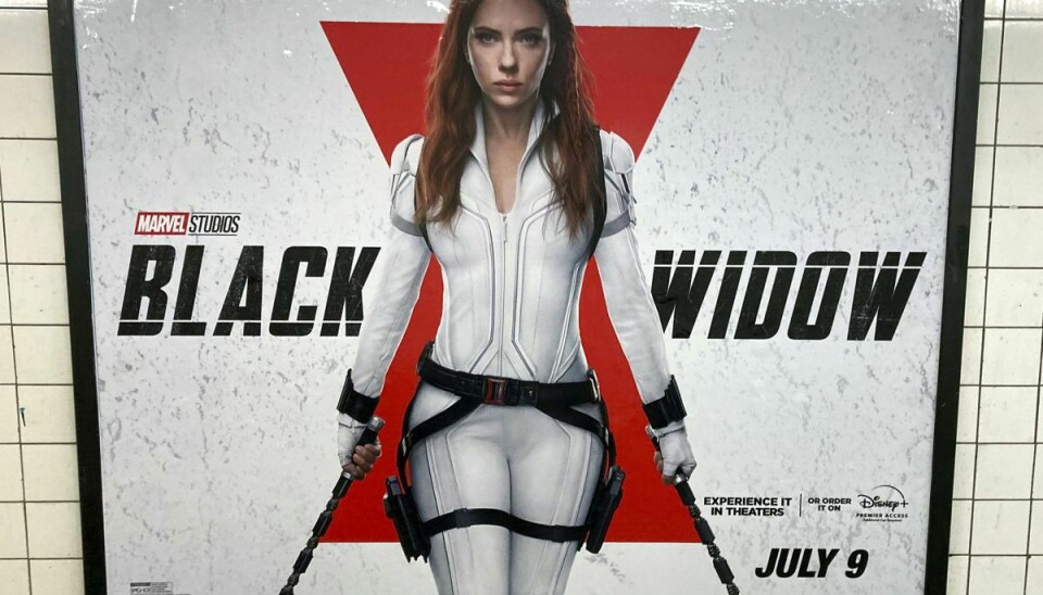 Scarlett Johansson spiller hovedrollen i Marvel-filmen 'Black Widow', som ifølge hende burde have haft eksklusiv premiere i biograferne. (Arkivfoto).