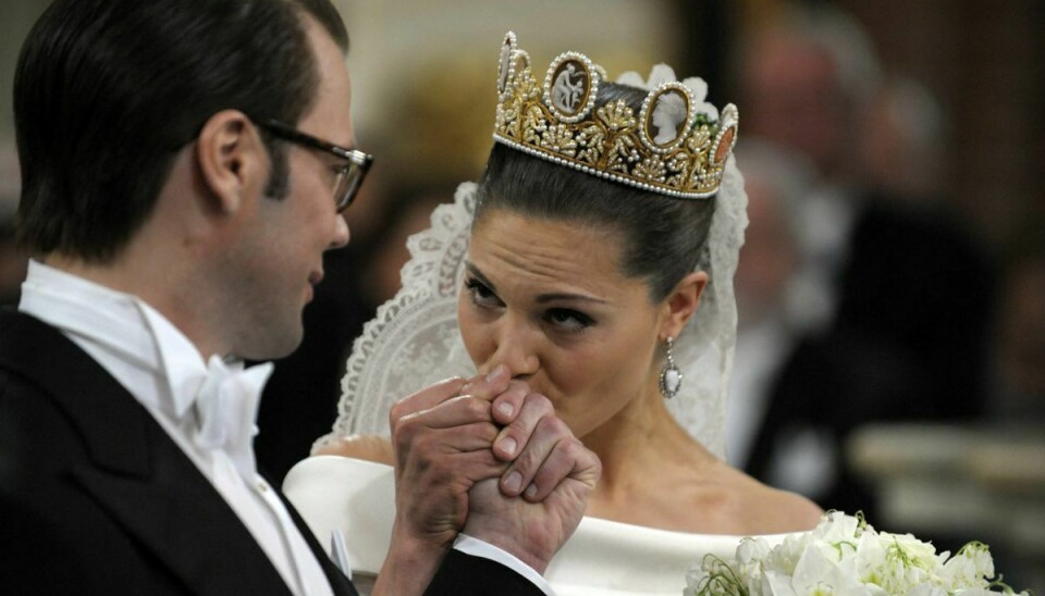 Det er 11 år siden, at kronprinsesse Victoria fik sin prins i den borgerlige Daniel Westling, som efter brylluppet foruden sin prinsesse også fik en prinsetitel. (Arkivfoto)