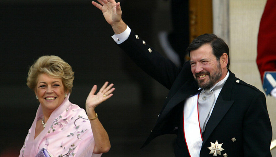 Billede fra 14. maj 2004, hvor John Donaldson og Susan Elizabeth Donaldson ankommer til Amalienborg i forbindelse med Frederik og Marys bryllup.