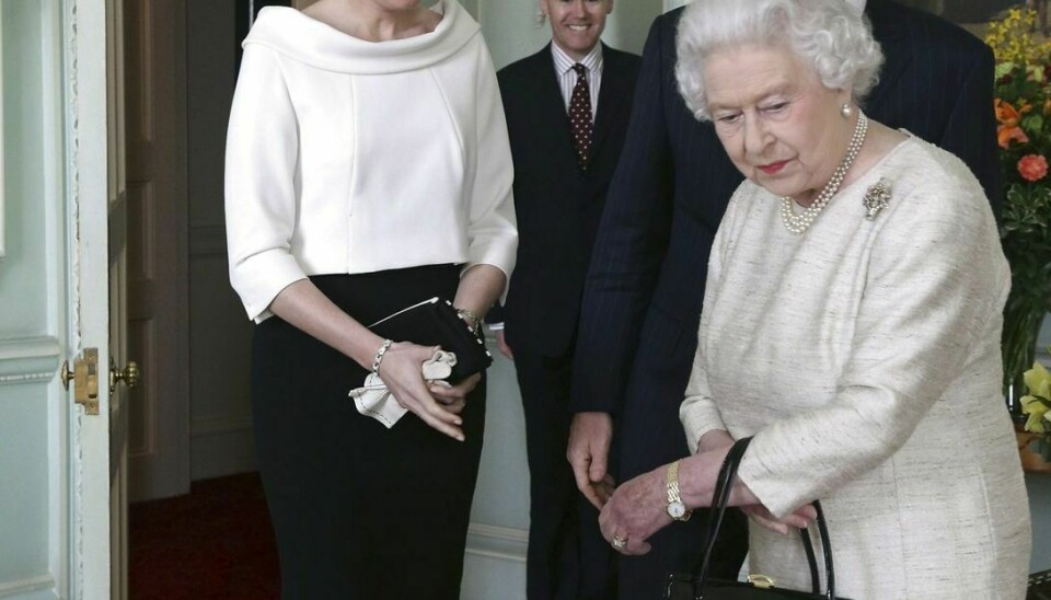 Dronning Elizabeth mødtes med Belgiens Kong Philippe og Dronning Mathilde i Buckingham Palace i London tilbage i marts 2014. Foto: REUTERS/Yui Mok