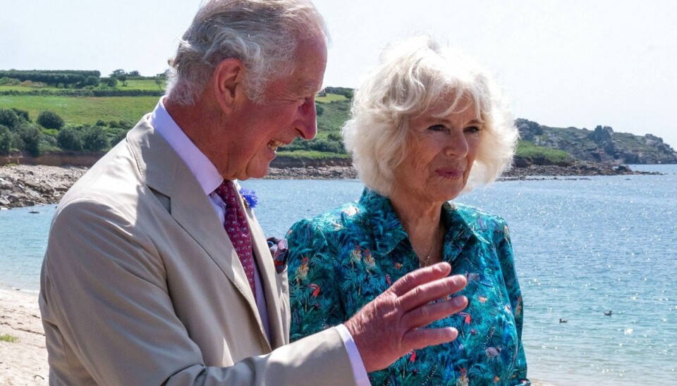 Prins Charles og Camilla har taget turen til St. Mary Island, der er den største af Isles of Scilly. Foto: Arthur Edwards/Pool via REUTERS Prins Charles og Camilla har taget turen til St. Mary Island, der er den største af Isles of Scilly. Foto: Arthur Edwards/Pool via REUTERS