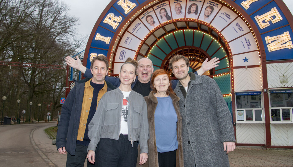 Mads Knarreborg, Merete Mærkedahl, Niels Olsen, Bodil Jørgensen og Magnus Haugaard er klar til Cirkusrevyen 2025