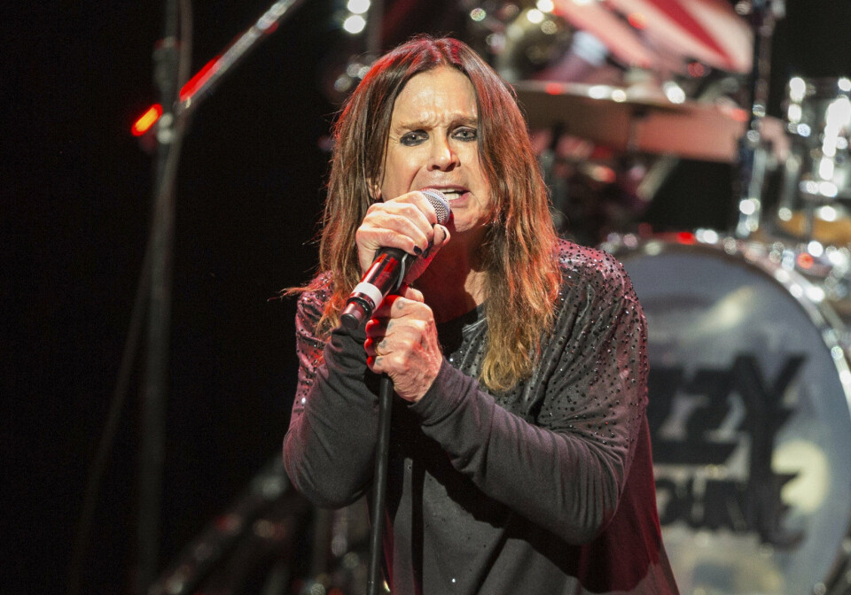 Ozzy Osbourne har både stået på den store scene som solist og som en del af Black Sabbath. Til sommer skal han spille sammen med de originale medlemmer af heavy metal-bandet. (Arkivfoto).