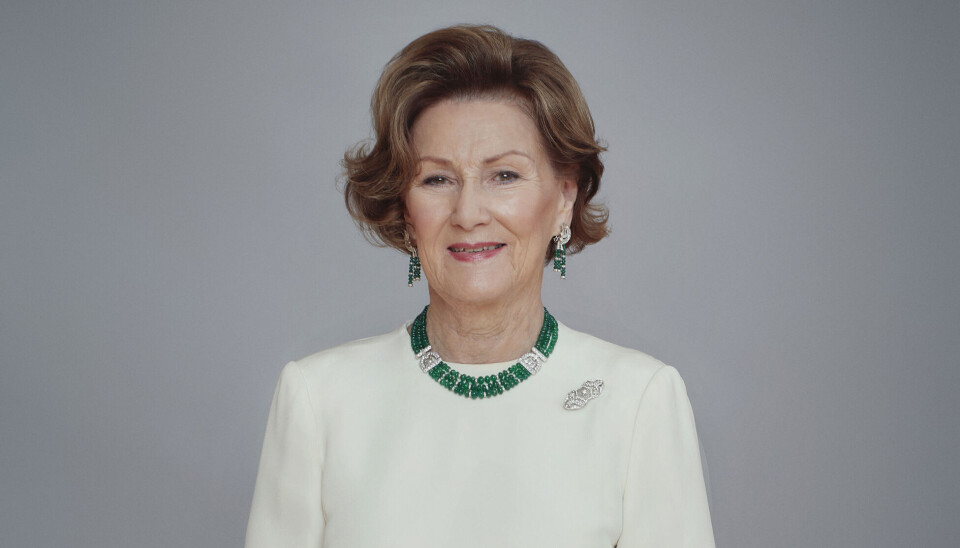 Dronning Sonja indvier i aften en særlig udstilling i Dronning Sonja KunstStall på slottet i Oslo.