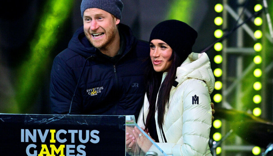 Prins Harry og hertuginde Meghan har relokeret sig i USA, efter at de trak sig som fremtrædende medlemmer af det britiske kongehus i 2020 til fordel for et mere privat uden at være underlagt kongehuset som institution og for at være langt væk fra den britiske tabloidpresse.