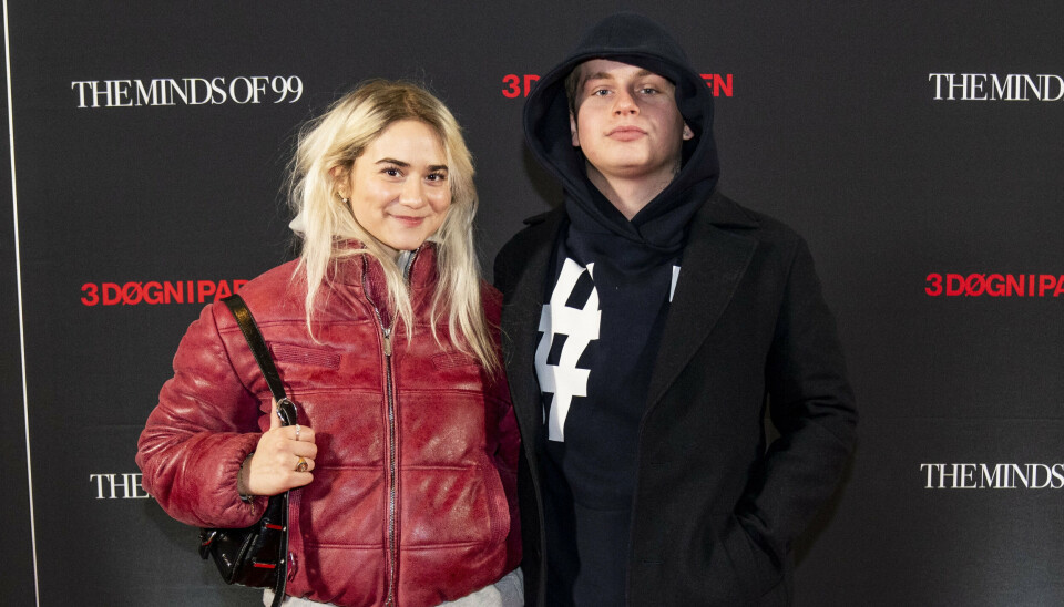 Ella Augusta og kæresten Chris.