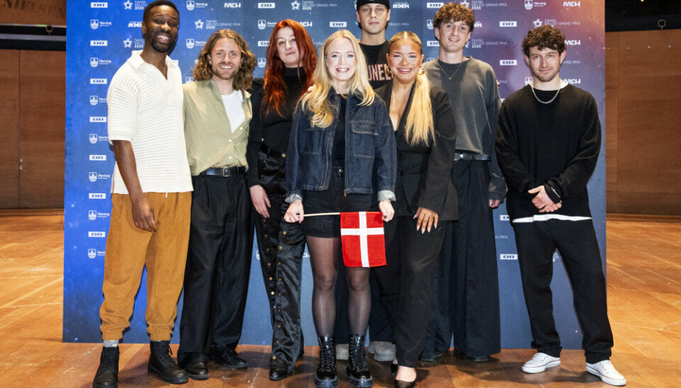 De otte artister til Dansk Melodi Grand Prix 2025 blev præsenteret torsdag 6. februar 2025. Fra venstre ses Hervé Toure, Tim Schou, Mariya, Maria Marthea, Adel the Second, Sissal, Andreas Kruse og Max Ulver.