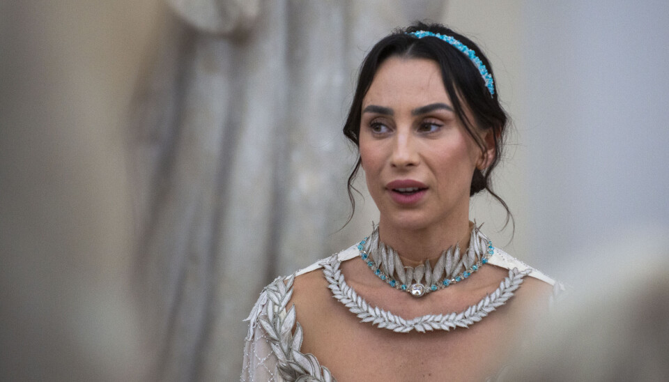 Medina og mand hver til sit.