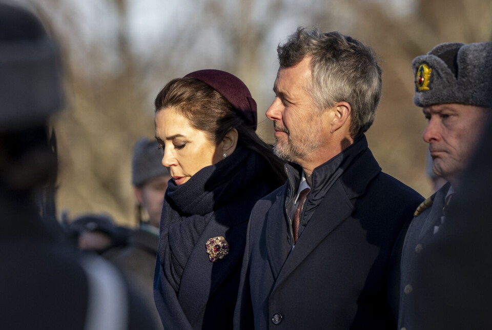 ´Frederik og Mary ses her på Hietaniemi Kirkegård i Helsinki
