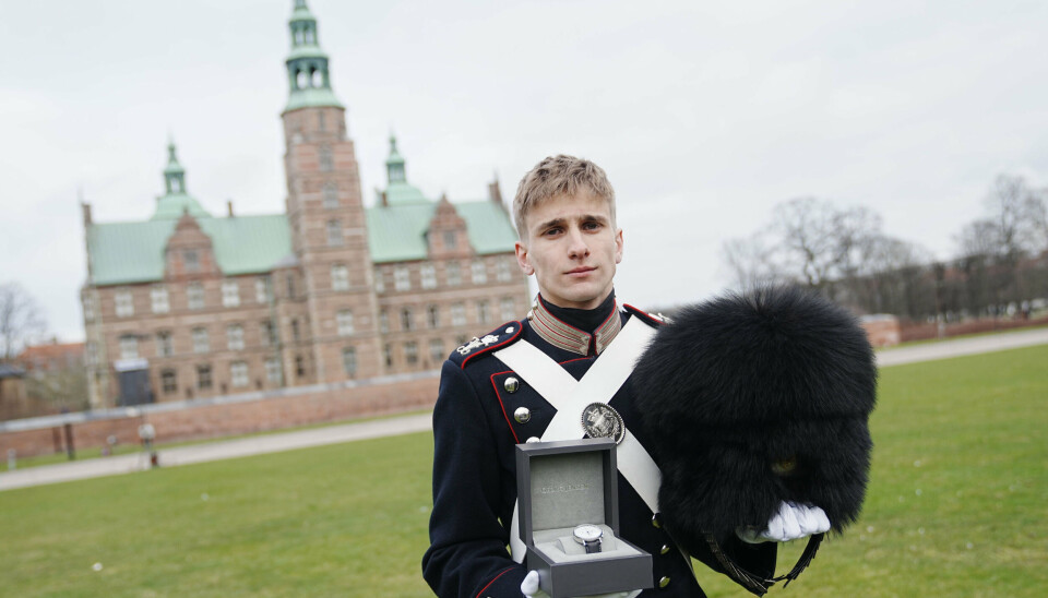 Garder Tristan Seiersen Soussah har fået tildelt 'Kongens Ur'. Hans oldefar var garder og derfor har drømmen om Den Kongelige Livgarde levet i mange år.