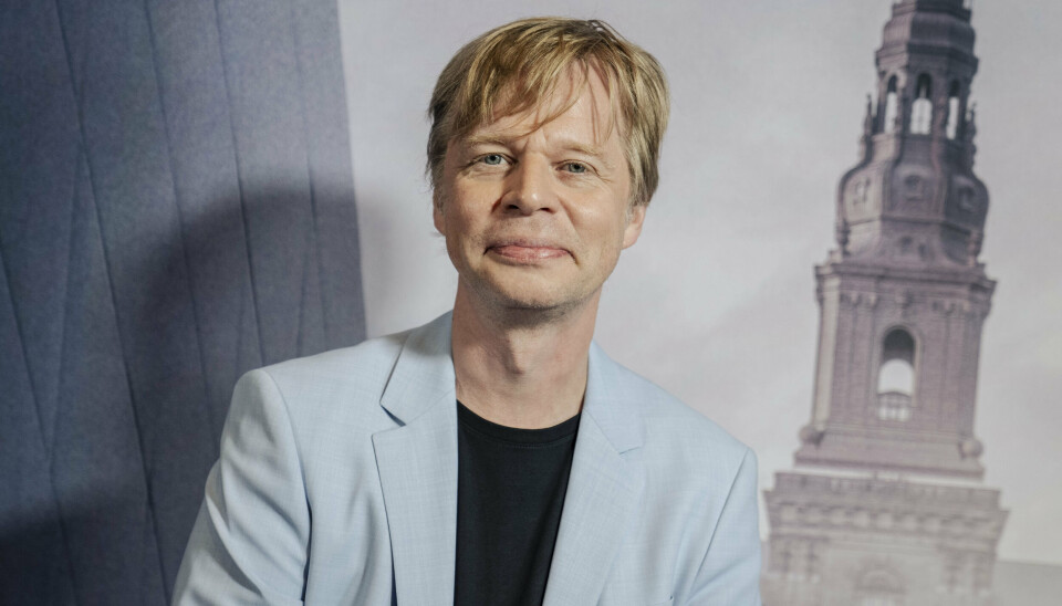 49-årige Clement Kjersgaard er særligt kendt for sin interviewstil i debatprogrammer, men efter sin deltagelse i 'Stormester' har han fået lyst til flere underholdningsprogrammer.