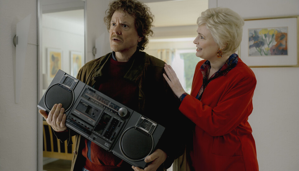 Det var dette billede Keld Heick havde set: Anders Matthesen i rollen som Tommy Seebach og Vicki Berlin som Hilda Heick.