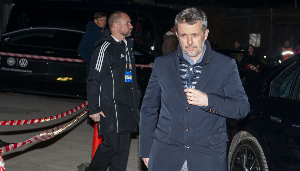 Kong Frederik ved ankomsten til Parken