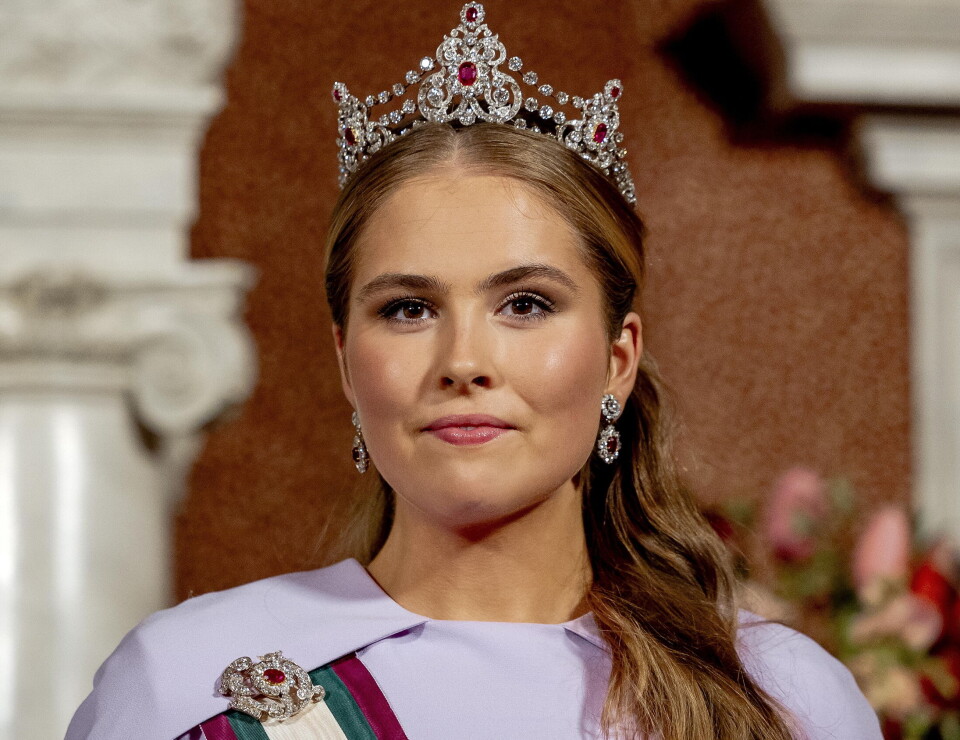Kronprinsesse Amalia ses her med den helt særlige 'Mellerio Ruby Parure Tiara'.