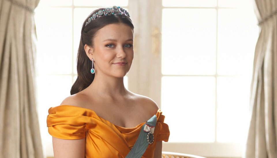 Kongehuset har i anledning af prinsesse Isabellas 18-års fødselsdag offentliggjort de første gallaportrætter af prinsessen.