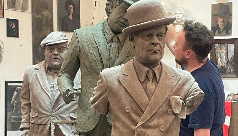 Olsen Banden som statue på vej til realisering.