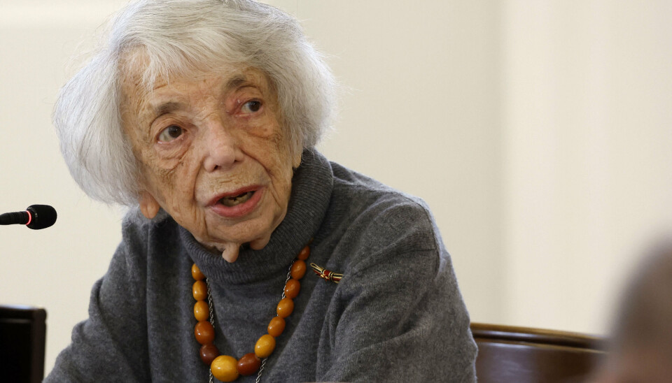 Den tyske holocaust-overlever Margot Friedländer taler om dialog og forsoning ved et debatarrangement om islamofobi og antisemitisme i 2023.
