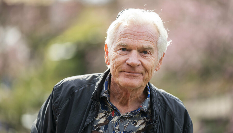 Den 77-årige skuespiller Kurt Ravn skal til sommer være med i Tivolirevyen. Han fortæller selv, at han ikke ville kunne undvære sit arbejde som skuespiller.